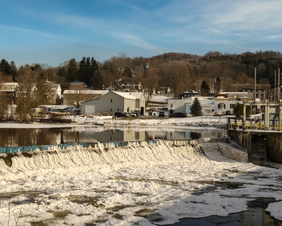 Nikon D5100 – 35mm (f/1.8G): 1/500 sec @ f/8.0 – ISO 100