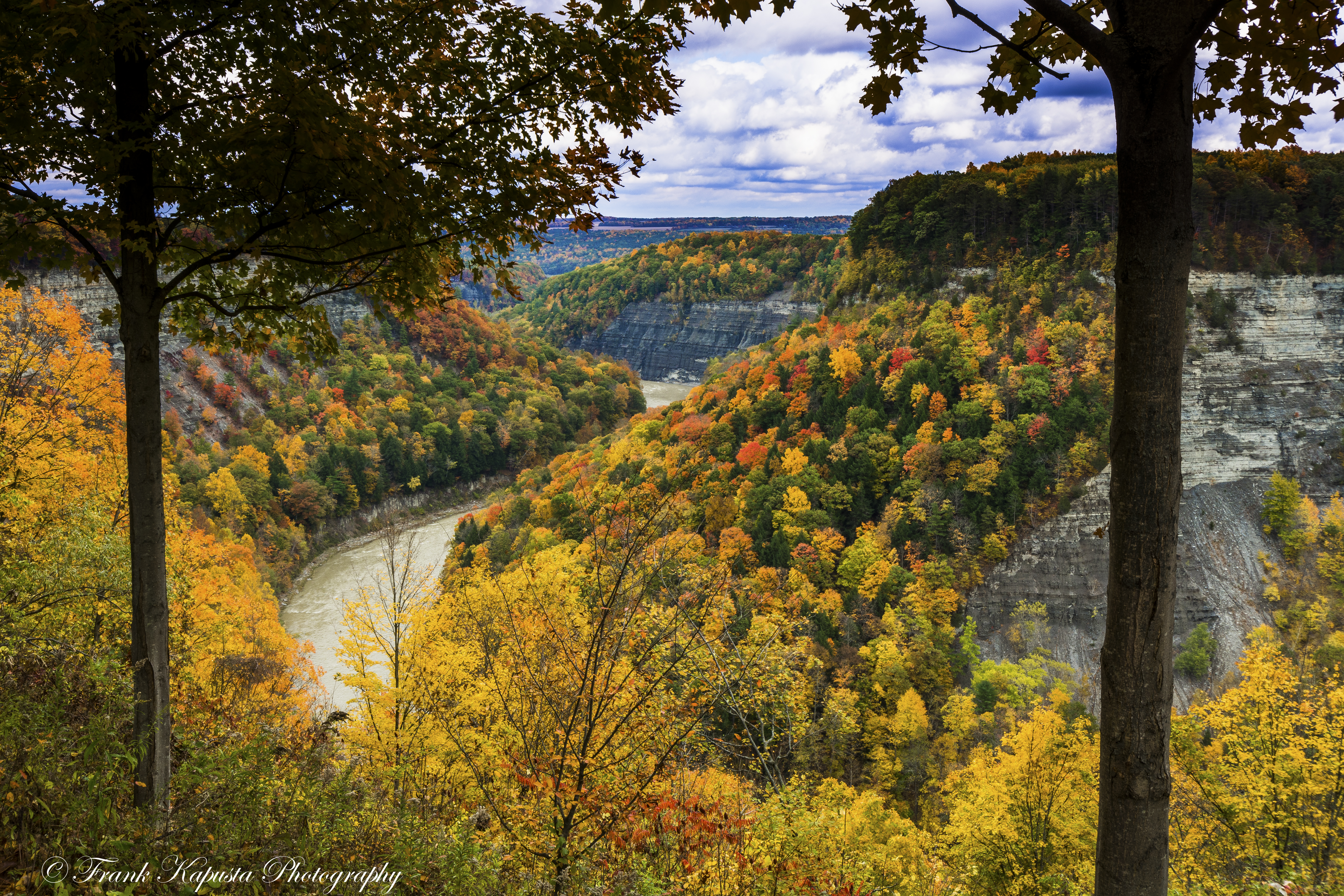 Nikon D7100: Nikon 10-22mm @ 24mm - 1/30 sec @ f/13 - ISO 100 Lee .6NDSF Filter