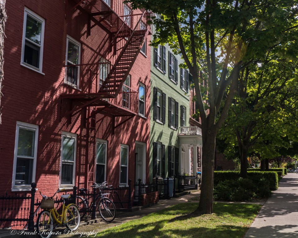 D7100: 10-24mm @ 24mm - 1/90 sec @ f/8.0 - ISO 100