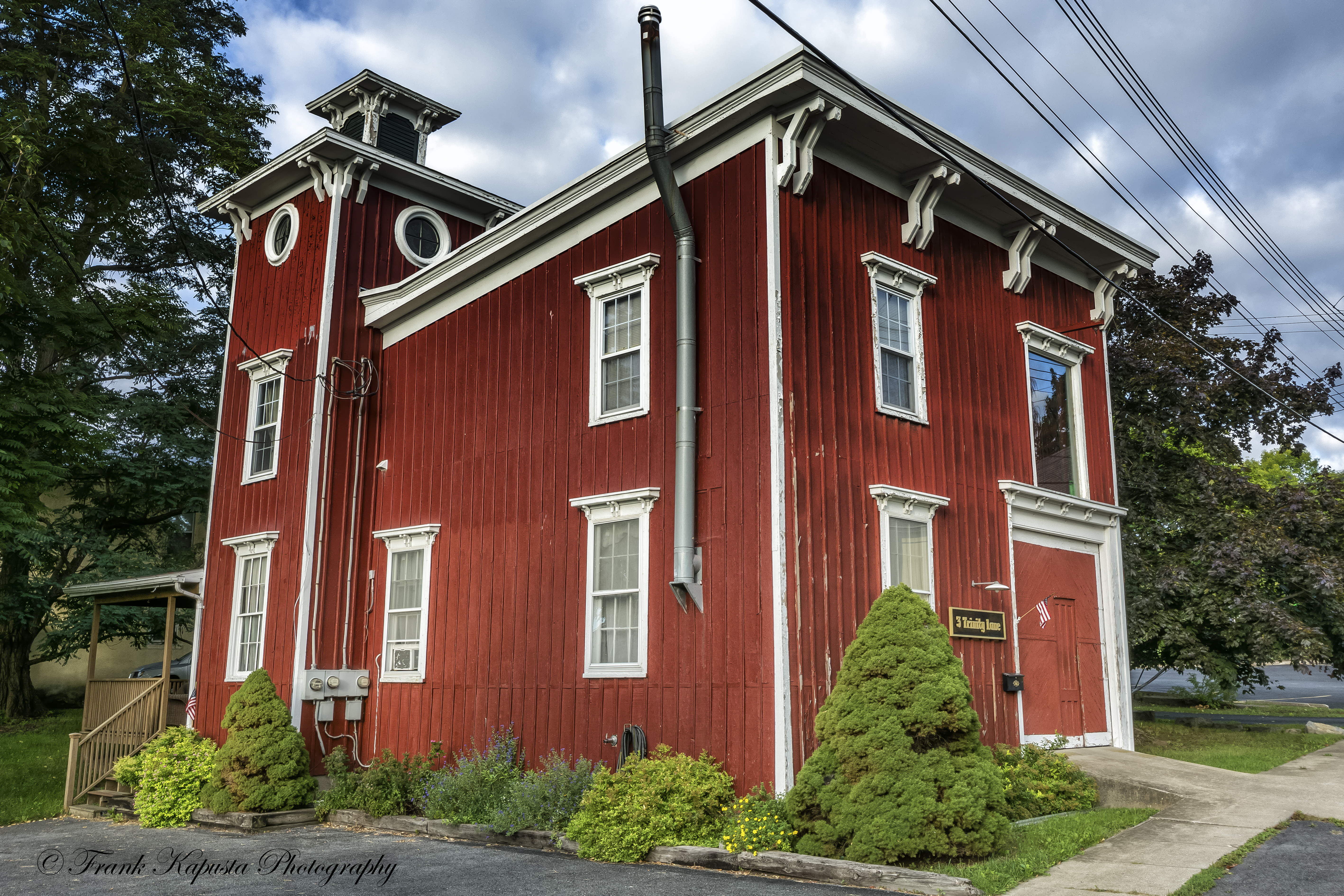 D7100: Nikon 10-24mm @ 20mm - 1/90th sec @ f/11 - ISO 100