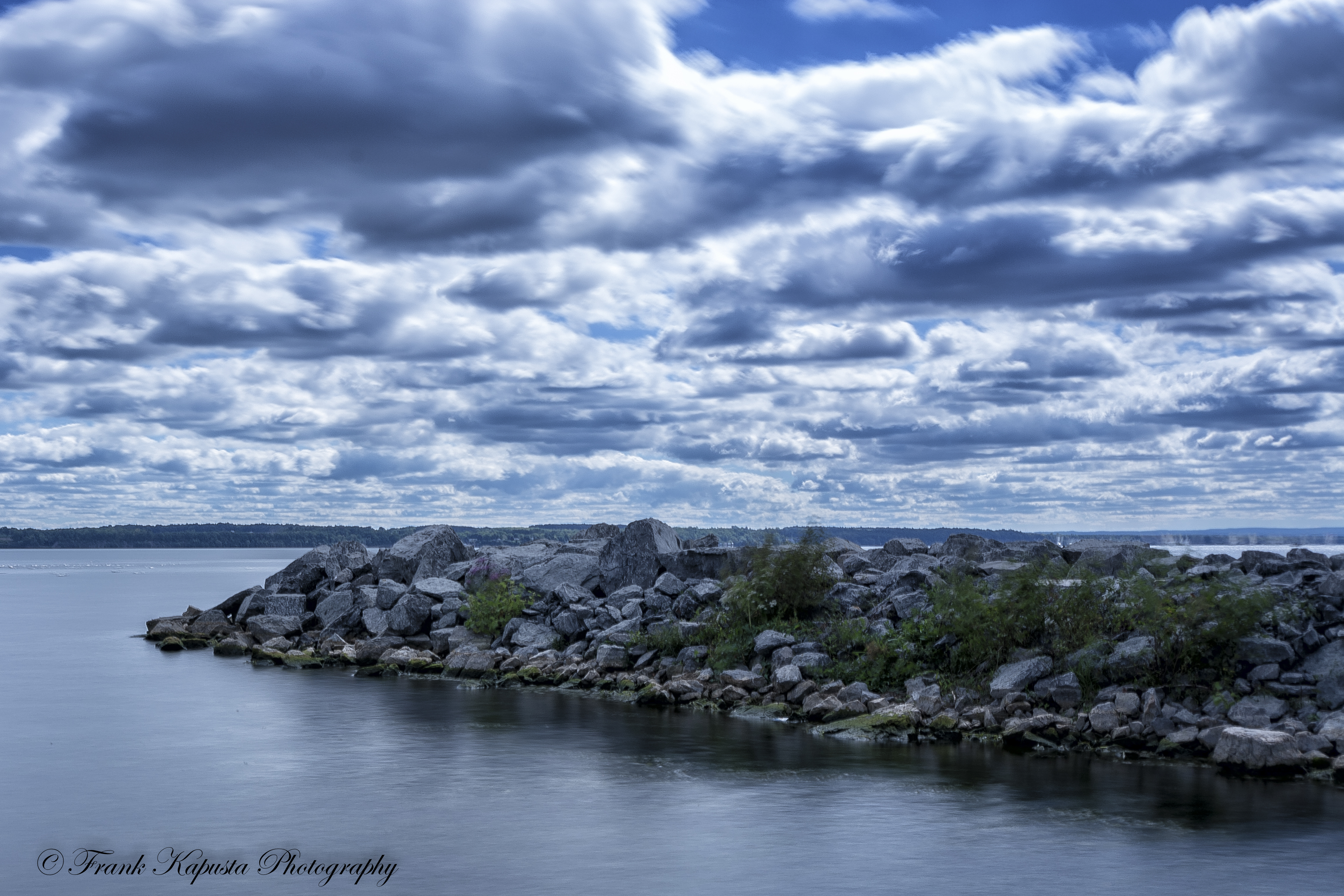 (D7100: Nikon 10-24mm @ 24mm – 10.0 sec @ f/11 – ISO 100 (Lee BSF)